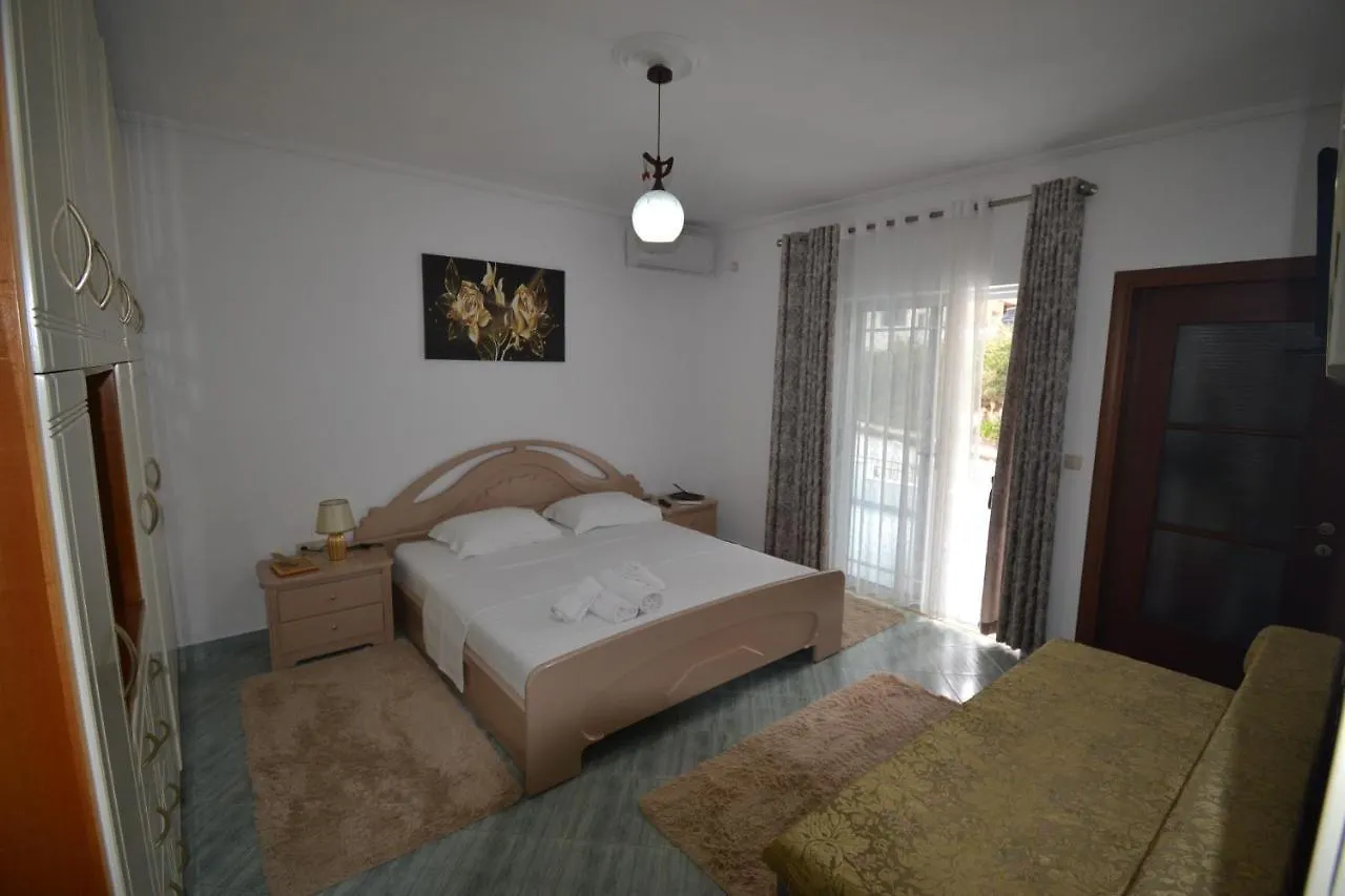 Villa Rrodhaj ساراندا شقة