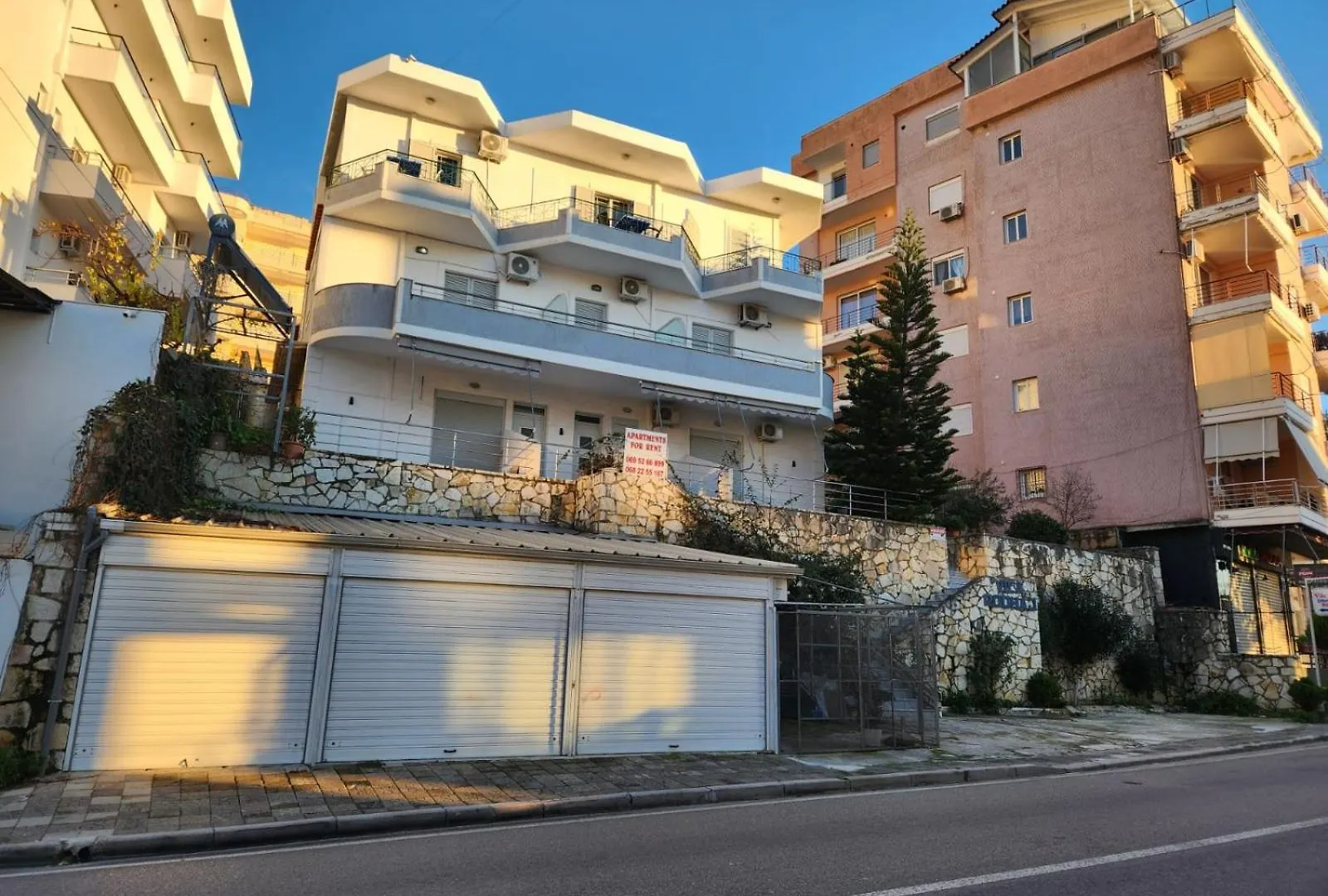 Villa Rrodhaj Sarandë 0*,