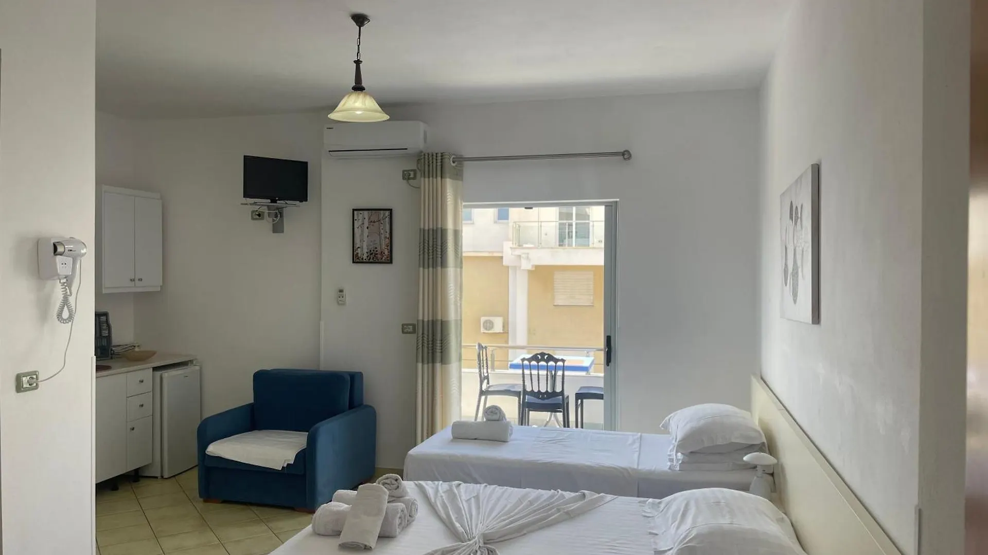Lägenhet Villa Rrodhaj Sarandë