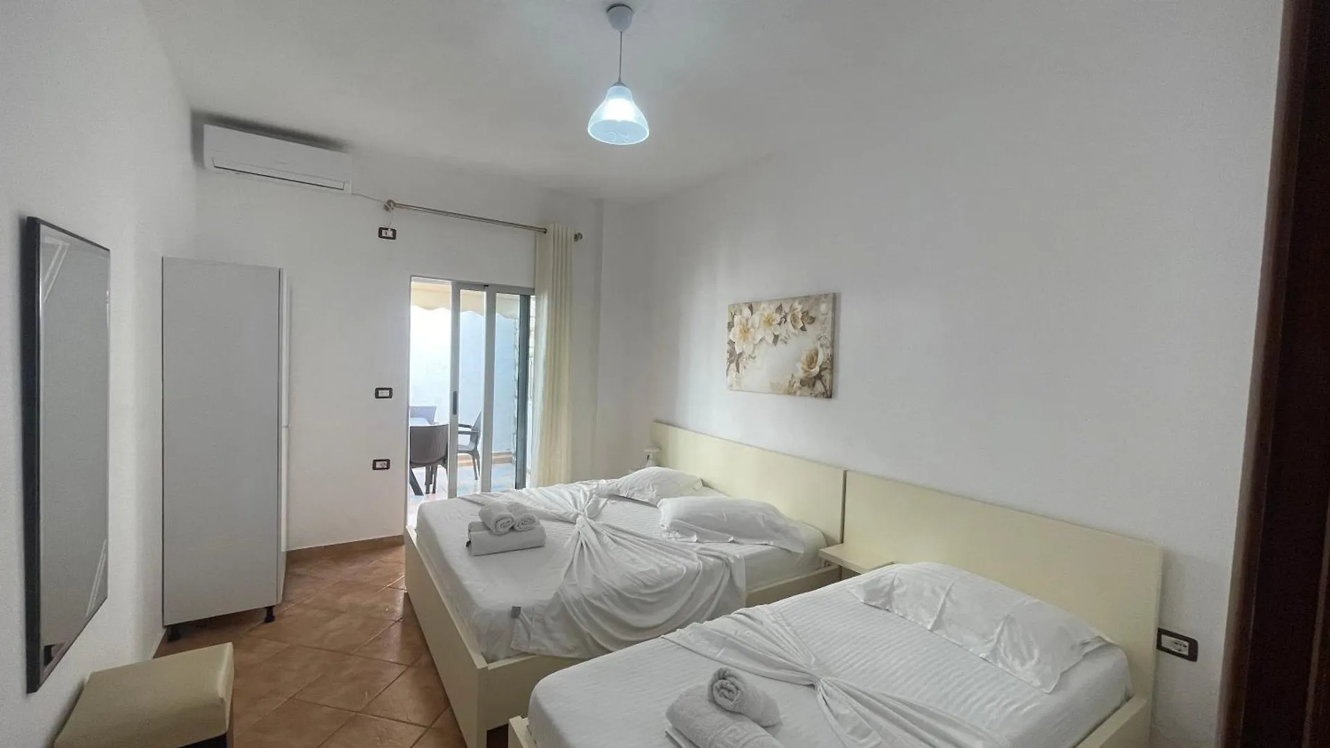 Villa Rrodhaj Sarandë Lägenhet